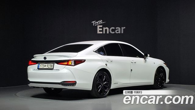 Lexus ES из Кореи Encar