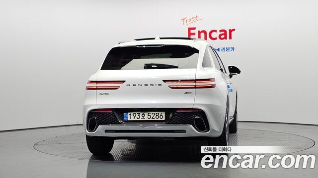 Genesis GV70 из Кореи Encar