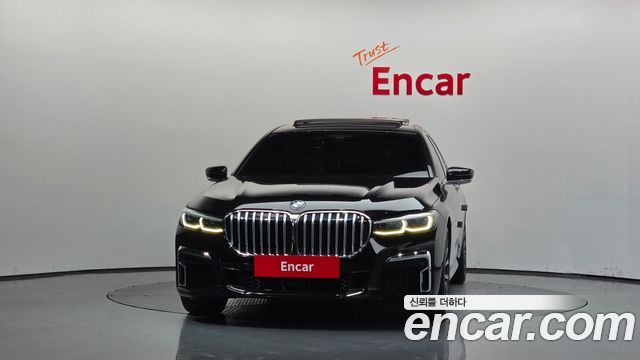 BMW 7-Series 740Li xDrive M Sport Package — пробег 100 105 км — фото 3 из 5