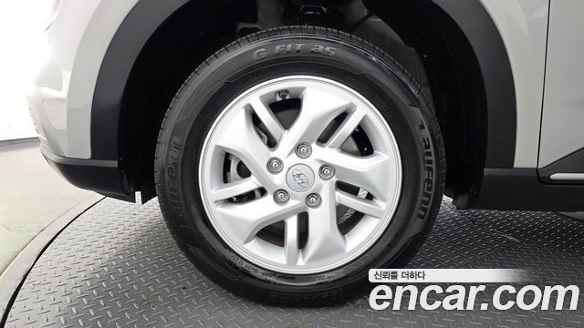 Hyundai Venue из Кореи Encar