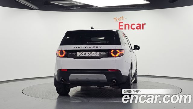 Land Rover Discovery Sport 2.0 TD4 HSE Luxury — пробег 76 310 км — фото 4 из 5