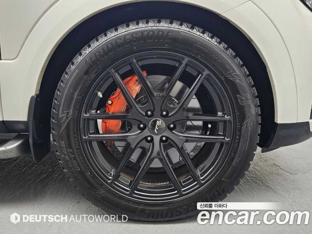 Kia Mohave Diesel 3.0 4WD 6-Seater Platinum — пробег 138 941 км — фото 5 из 5