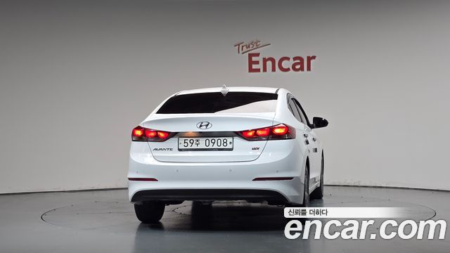 Hyundai AVANTE из Кореи Encar