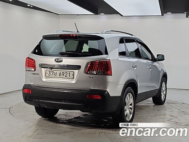 Kia Sorento Diesel 2.0 2WD TLX High-Deluxe — пробег 199 000 км — фото 4 из 5