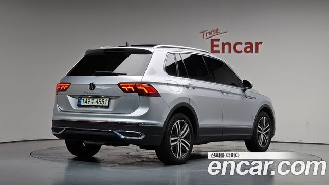 Volkswagen Tiguan 2.0 TDI Prestige — пробег 122 422 км — фото 2 из 5