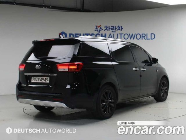 Kia Carnival из Кореи Encar