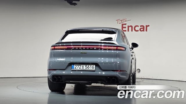 Porsche Cayenne 4.0 Turbo E-hybrid Coupe — пробег 18 912 км — фото 4 из 5