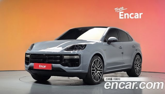 Porsche Cayenne 4.0 Turbo E-hybrid Coupe — пробег 18 912 км — фото 1 из 5