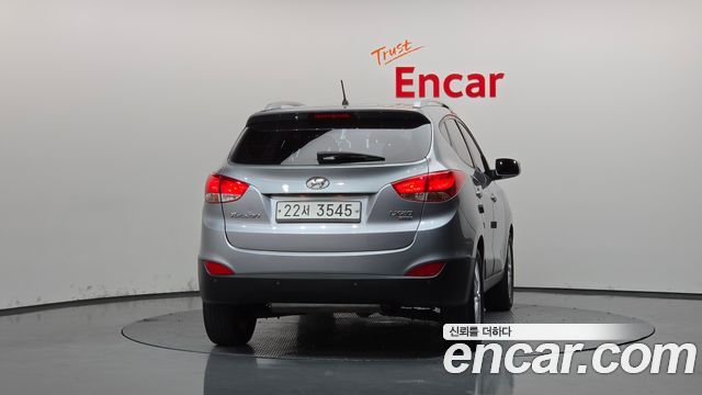 Hyundai Tucson Diesel 2WD LX20 Premier — пробег 179 802 км — фото 4 из 5