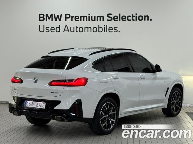 BMW X4 xDrive20i M Sport — пробег 32 888 км — фото 2 из 5