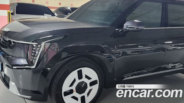 Kia EV9 Long Range 4WD Earth — пробег 75 341 км — фото 3 из 5