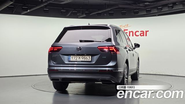 Volkswagen Tiguan 2.0 TDI Prestige — пробег 152 918 км — фото 4 из 5