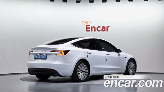 Tesla Model 3 Premium Long Range RWD — пробег 6 462 км — фото 2 из 5