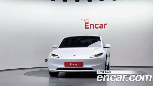 Tesla Model 3 Premium Long Range RWD — пробег 6 462 км — фото 3 из 5