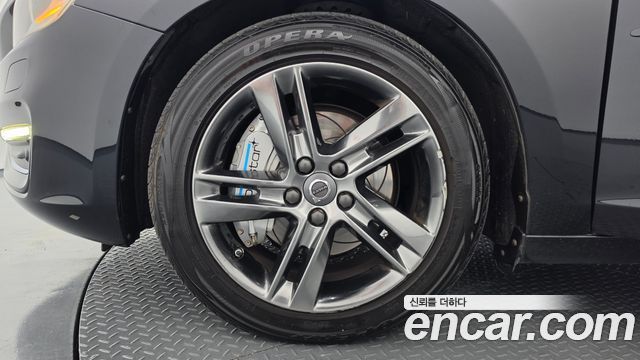 Volvo S60 из Кореи Encar