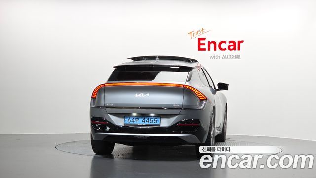 Kia EV6 из Кореи Encar