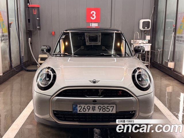 Mini Cooper Favoured — пробег 21 000 км — фото 3 из 5