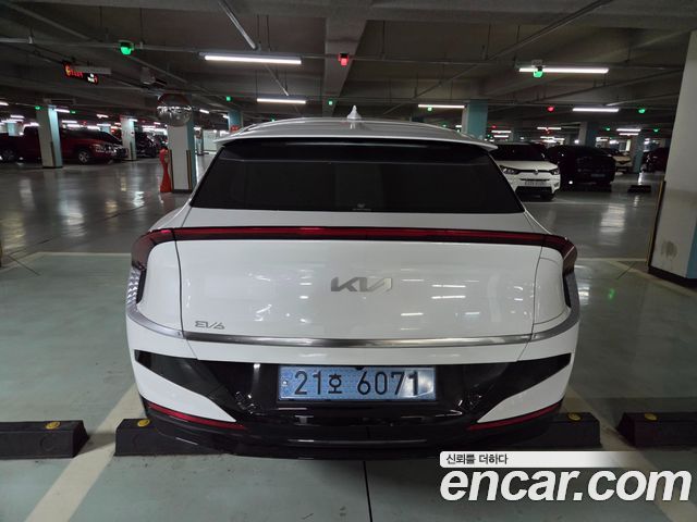 Kia EV6 Long Range 2WD Earth — пробег 9 600 км — фото 2 из 5