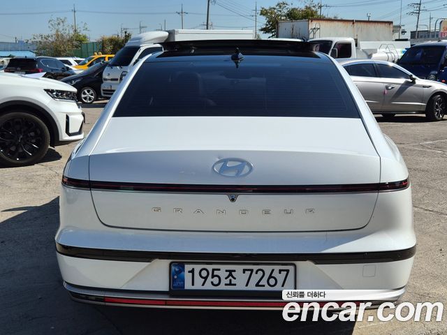 Hyundai Grandeur 3,5 Gasoline 4WD Exclusive — пробег 47 357 км — фото 4 из 5