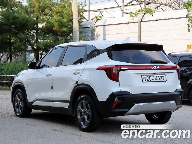 Kia Seltos из Кореи Encar
