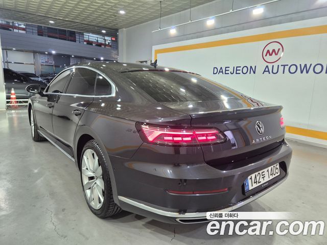 Volkswagen Arteon 2.0 TDI Prestige — пробег 28 010 км — фото 4 из 5