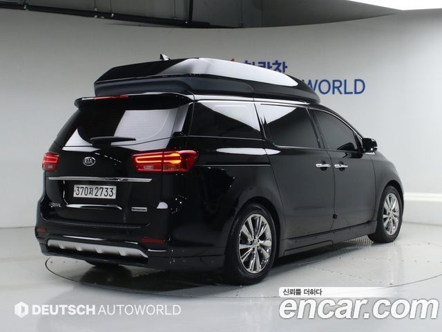 Kia Carnival из Кореи Encar