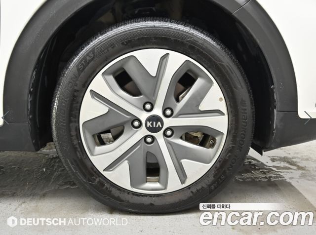 Kia Niro Noblesse — пробег 157 364 км — фото 5 из 5