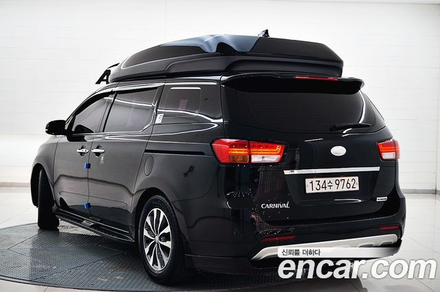 Kia Carnival из Кореи Encar