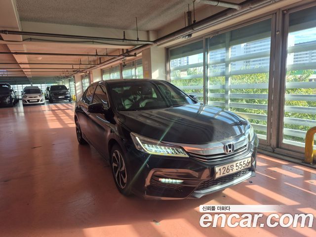 Honda Accord 2.4 9th — пробег 117 557 км — фото 1 из 5