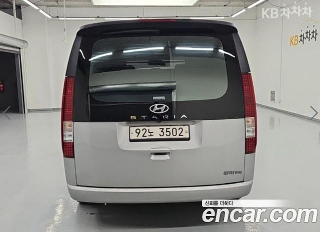 Hyundai Staria L3.5 Cargo 5-Seater Modern — пробег 143 864 км — фото 5 из 5