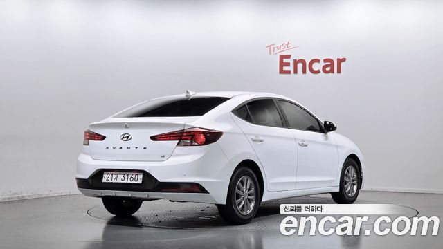 Hyundai AVANTE из Кореи Encar