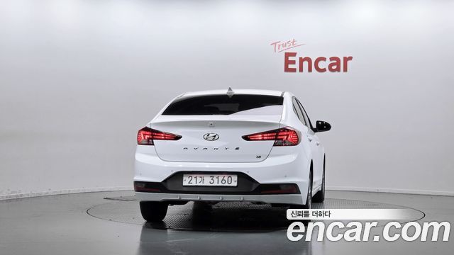 Hyundai AVANTE из Кореи Encar