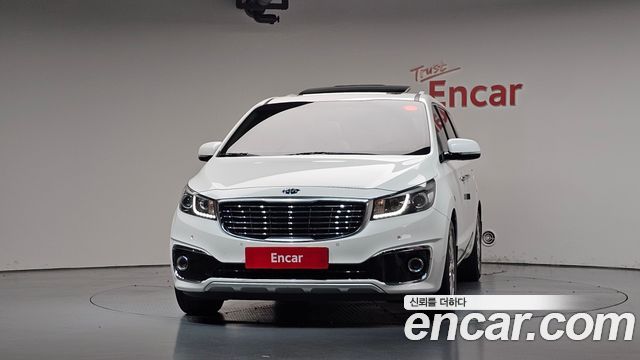 Kia Carnival из Кореи Encar