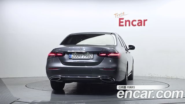 Mercedes-Benz E-Class из Кореи Encar
