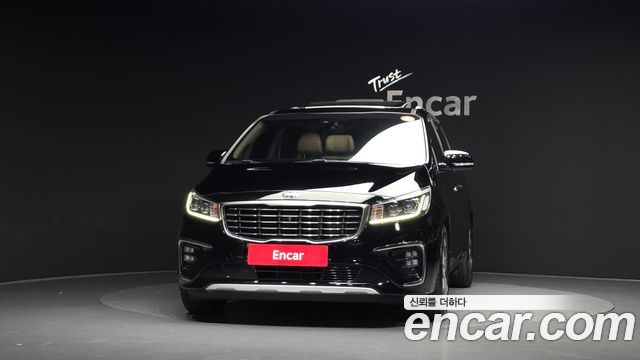 Kia Carnival 7-Seater Limousine President — пробег 74 877 км — фото 3 из 5
