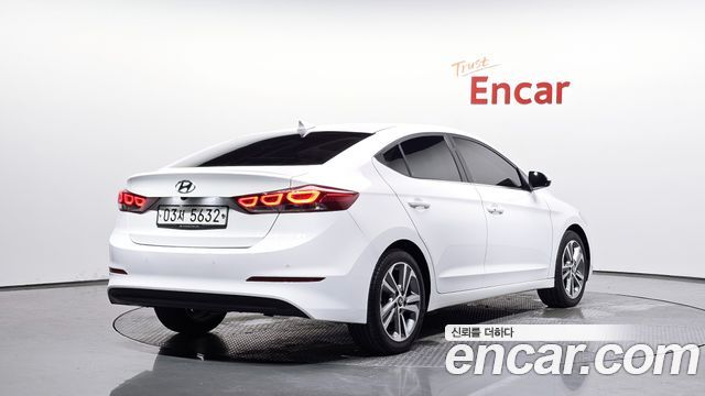 Hyundai AVANTE из Кореи Encar