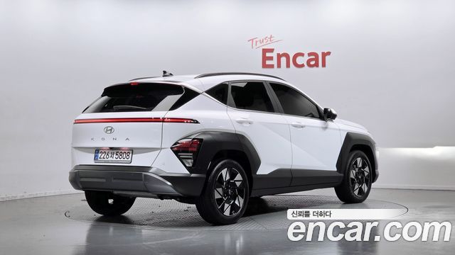 Hyundai Kona Inspiration — пробег 34 807 км — фото 2 из 5