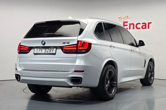 BMW X5 xDrive 30d M Sport package — пробег 122 027 км — фото 2 из 5