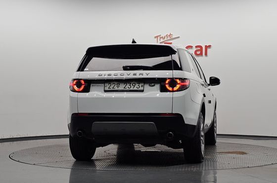 Land Rover Discovery Sport 2.0 TD4 SE (150PS) — пробег 94 407 км — фото 4 из 5