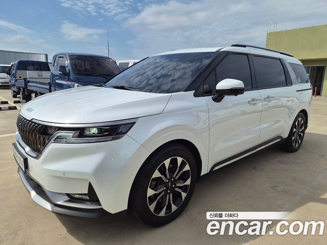 Kia Carnival Diesel 9-Seater Signature — пробег 75 420 км — фото 1 из 5