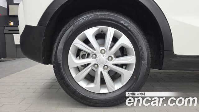 Ssangyong TIBOLI из Кореи Encar