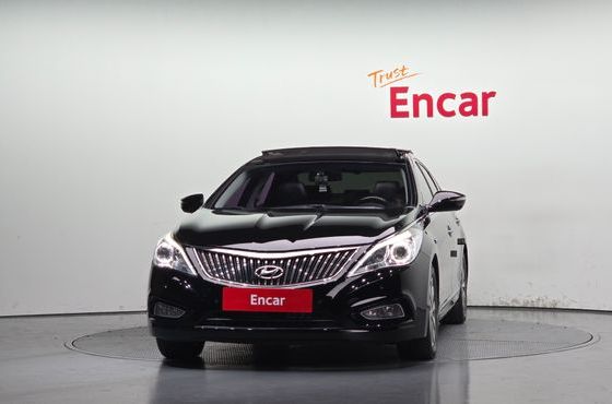 Hyundai Grandeur Premium — пробег 111 023 км — фото 3 из 5