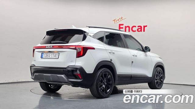 Kia Seltos из Кореи Encar
