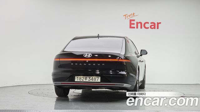 Hyundai Grandeur Premium — пробег 95 919 км — фото 4 из 5