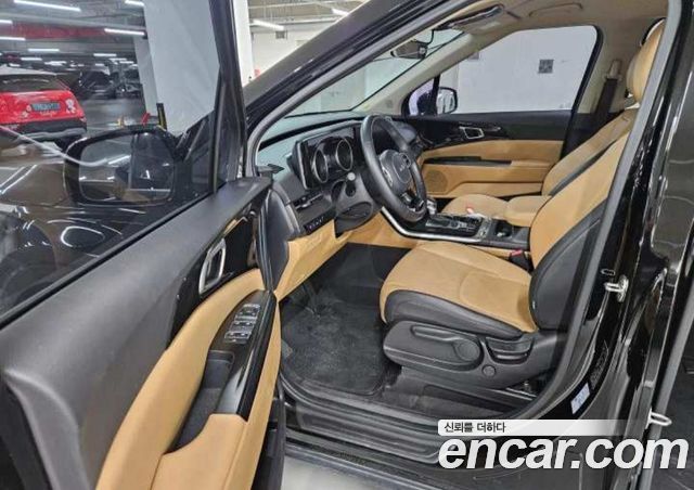 Kia Carnival Diesel 9-Seater Prestige — пробег 90 140 км — фото 4 из 5