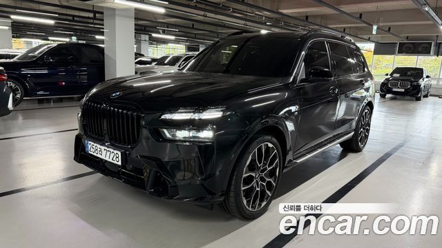 BMW X7 xDrive 40d M Sport 6STR — пробег 5 560 км — фото 1 из 5