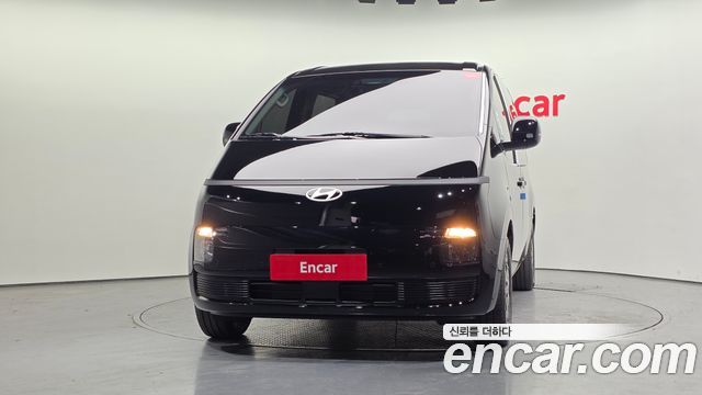 Hyundai Staria EV Tourer 11-Seater Modern — пробег 86 км — фото 3 из 5