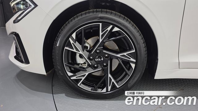 Kia K5 из Кореи Encar