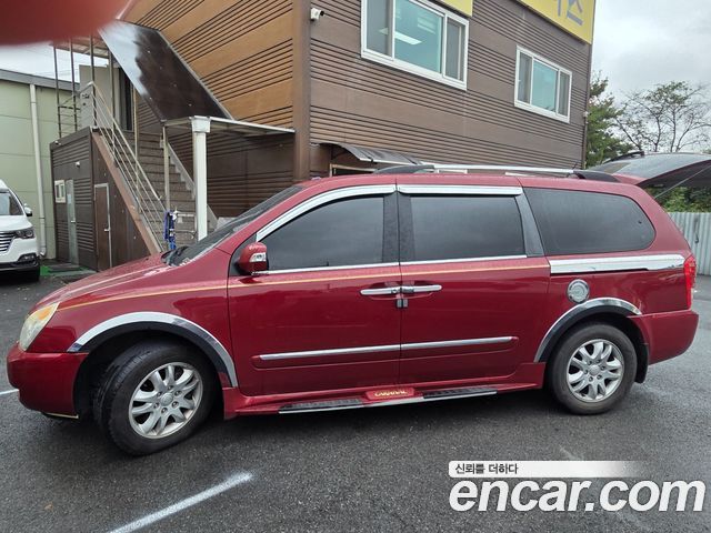 Kia Carnival Grand Carnival GLX Premium — пробег 296 500 км — фото 2 из 5