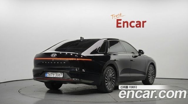 Hyundai Grandeur Calligraphy — пробег 113 885 км — фото 2 из 5